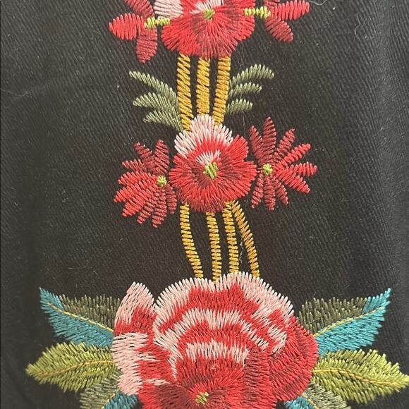 Paparazzi Black and Red Embroidered Blazer with Rose Print Trim 🌹 - Picture 6 of 8